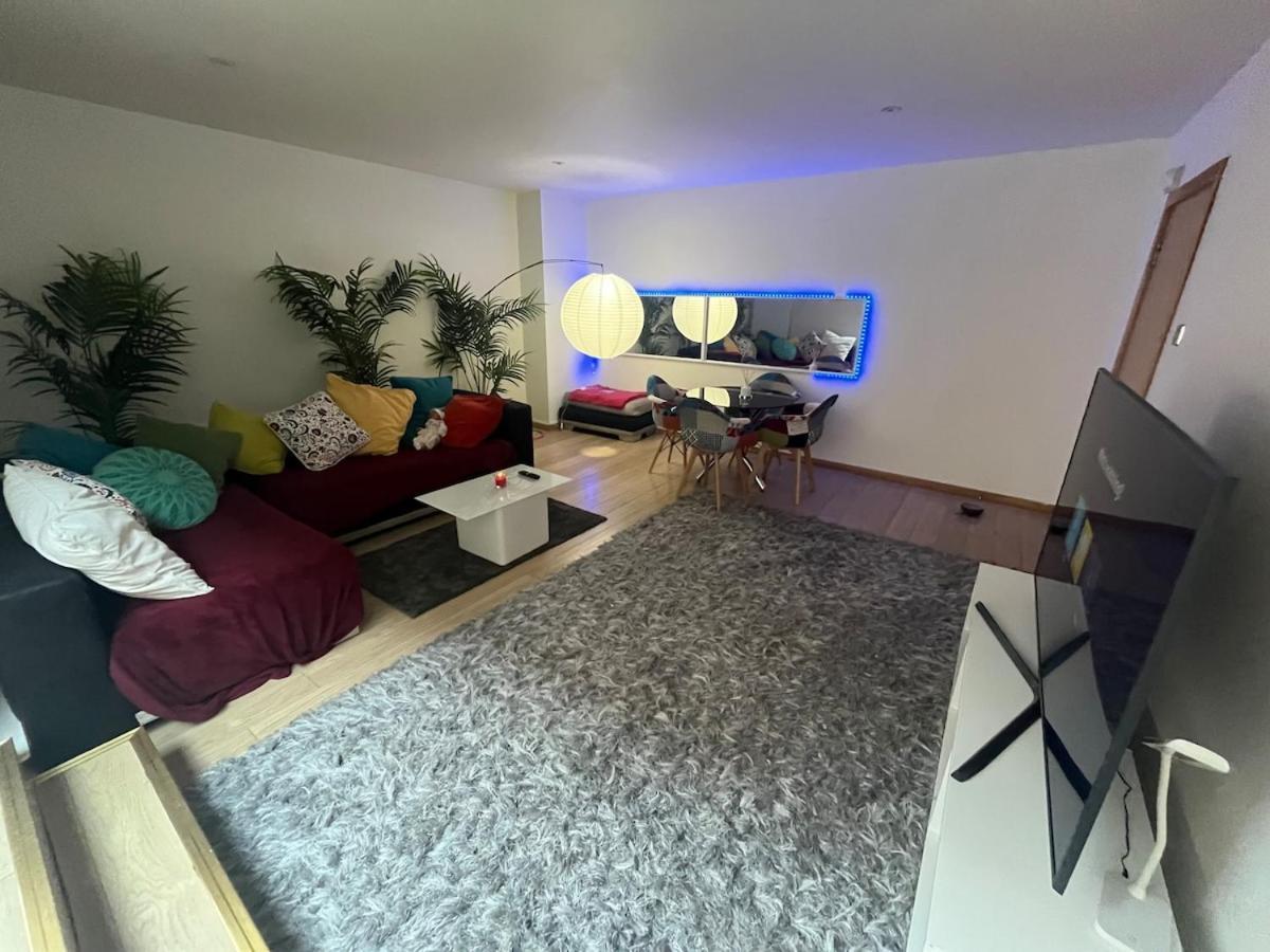 2 Bed Centre *